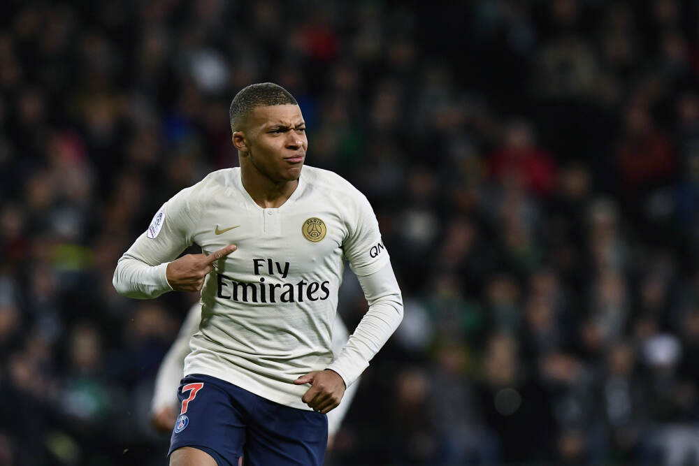 在大变局中汇聚和平力量